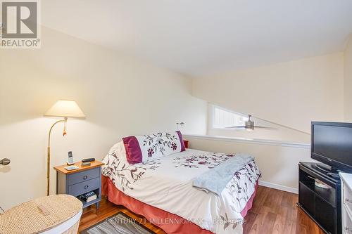 13 Trafalgar Road, Collingwood, ON - Indoor Photo Showing Bedroom