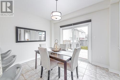 202 Sovereign'S Gate, Barrie, ON - Indoor Photo Showing Dining Room