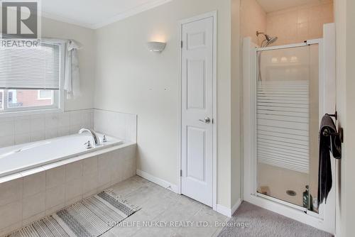 93 Holly Meadow Road, Barrie, ON - Indoor Photo Showing Bathroom