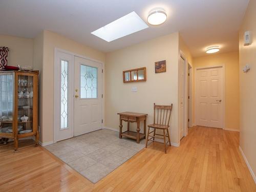 3918 22Nd Street, Vernon, BC - Indoor Photo Showing Other Room