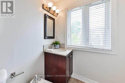 491 Mcroberts Avenue, Toronto, ON - Indoor Photo Showing Bathroom