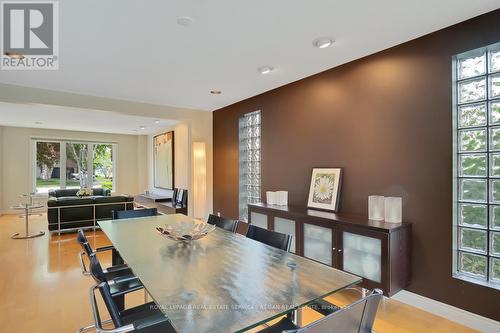 1152 Surrey Court, Mississauga, ON - Indoor Photo Showing Dining Room