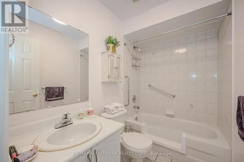 24 Bluewater Court, Toronto, ON - Indoor Photo Showing Bathroom
