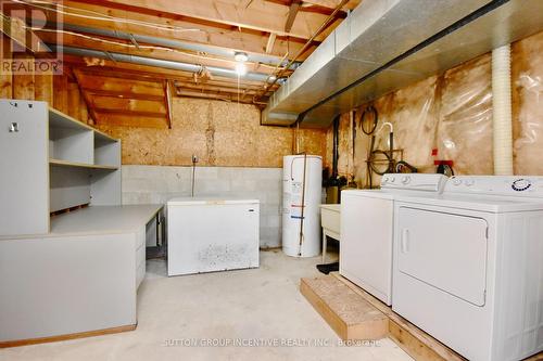 1400 Old Muskoka Road, Huntsville, ON - Indoor Photo Showing Laundry Room