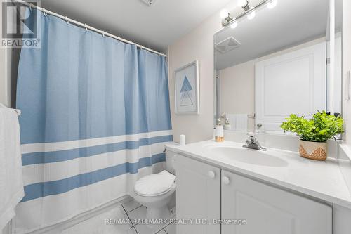 208 - 1 Hycrest Avenue, Toronto, ON - Indoor Photo Showing Bathroom