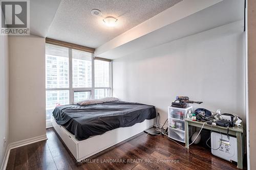 810 - 16 Yonge Street, Toronto, ON - Indoor Photo Showing Bedroom