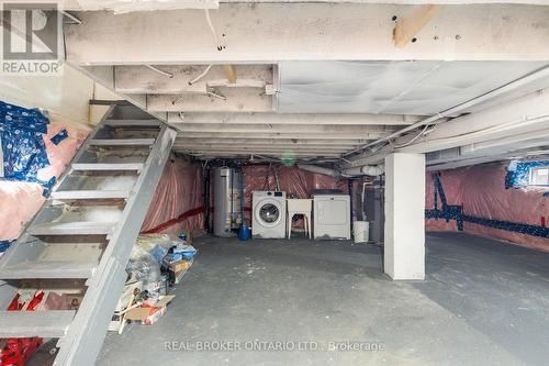 44 Colborne Street W, Orillia, ON - Indoor Photo Showing Garage