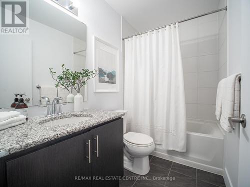 102 - 2490 Old Bronte Road, Oakville, ON - Indoor Photo Showing Bathroom