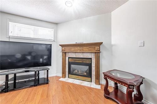38 Meadowpoint Drive, Hamilton, ON - Indoor Photo Showing Living Room With Fireplace