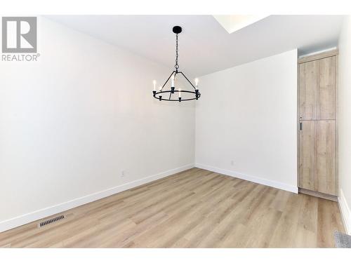 888 Patterson Avenue, Kelowna, BC - Indoor Photo Showing Other Room