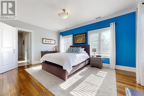 39 Valleyford Avenue, Richmond Hill, ON - Indoor Photo Showing Bedroom
