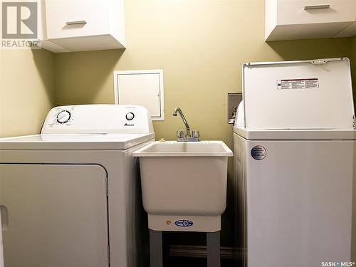 1251 104Th Street, North Battleford, SK - Indoor Photo Showing Laundry Room