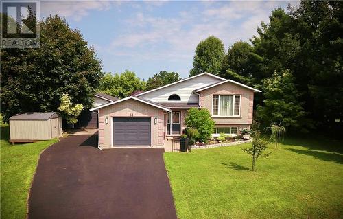 46 Ravenwood Crescent, Petawawa, ON - Outdoor