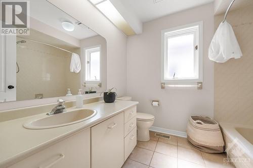 2178 Johnston Road, Ottawa, ON - Indoor Photo Showing Bathroom