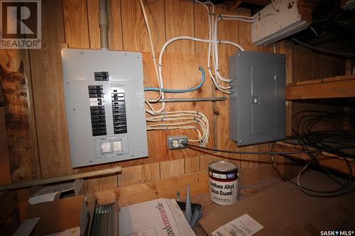 780 1St Street E, Shaunavon, SK - Indoor Photo Showing Basement