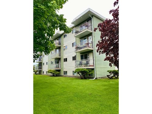 301 - 2126 68Th Avenue, Grand Forks, BC - Outdoor With Balcony