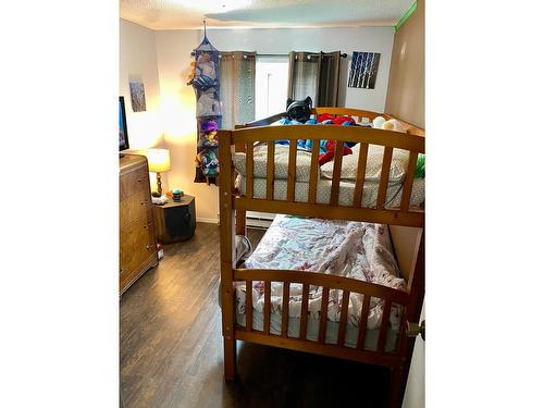 301 - 2126 68Th Avenue, Grand Forks, BC - Indoor Photo Showing Bedroom