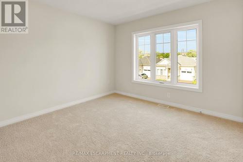 2 Bromley Drive, St. Catharines, ON - Indoor Photo Showing Other Room