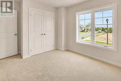 2 Bromley Drive, St. Catharines, ON - Indoor Photo Showing Other Room