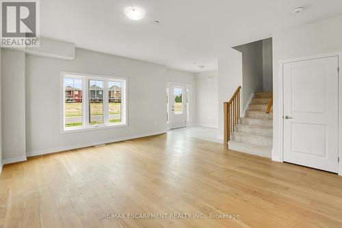 2 Bromley Drive, St. Catharines, ON - Indoor Photo Showing Other Room