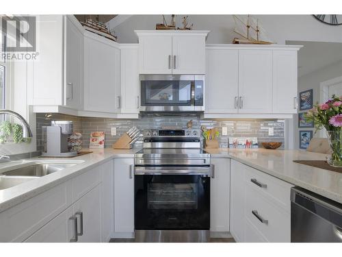 6971 Terazona Drive Lot# 439, Fintry, BC - Indoor Photo Showing Kitchen