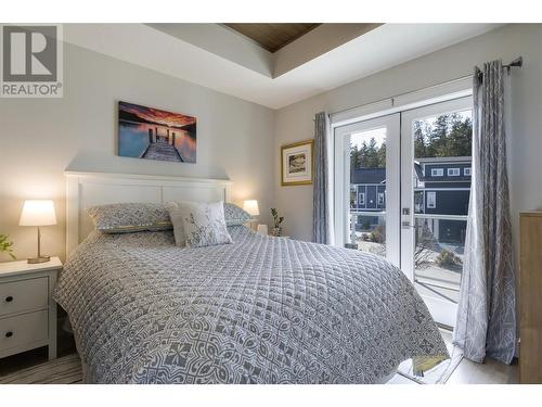 6971 Terazona Drive Lot# 439, Fintry, BC - Indoor Photo Showing Bedroom