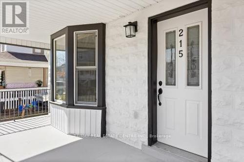 215 Curry Avenue E, Windsor, ON - Outdoor With Exterior