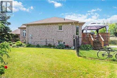 122 Madison Court W, Welland, ON - Outdoor