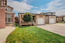 23 Regis Court, Hamilton, ON  - Outdoor With Facade 