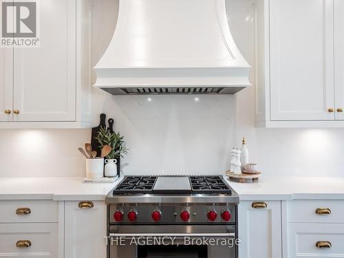 245 Nautical Boulevard, Oakville, ON - Indoor Photo Showing Kitchen