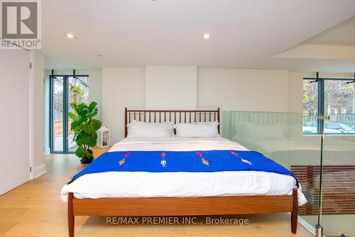 105 - 430 Roncesvalles Avenue, Toronto, ON - Indoor Photo Showing Bedroom