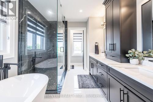 148 Susan Drive, Pelham, ON - Indoor Photo Showing Bathroom