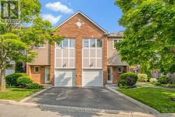 17 - 4605 DONEGAL DRIVE  Mississauga, ON L5M 4X7