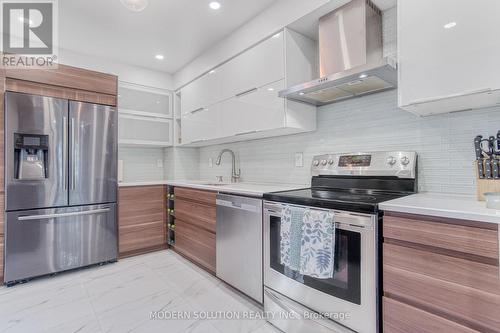 17 - 4605 Donegal Drive, Mississauga, ON - Indoor Photo Showing Kitchen