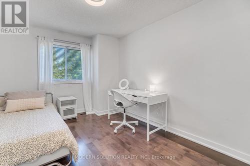 17 - 4605 Donegal Drive, Mississauga, ON - Indoor Photo Showing Bedroom