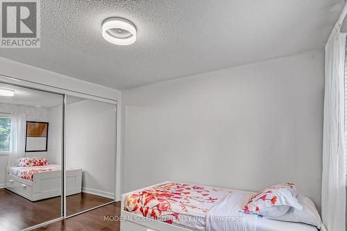 17 - 4605 Donegal Drive, Mississauga, ON - Indoor Photo Showing Bedroom