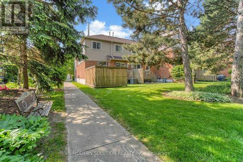 17 - 4605 Donegal Drive, Mississauga, ON - Outdoor