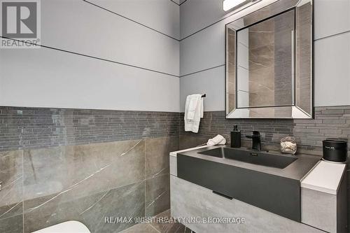 59 Cynthia Road, Toronto, ON - Indoor Photo Showing Bathroom
