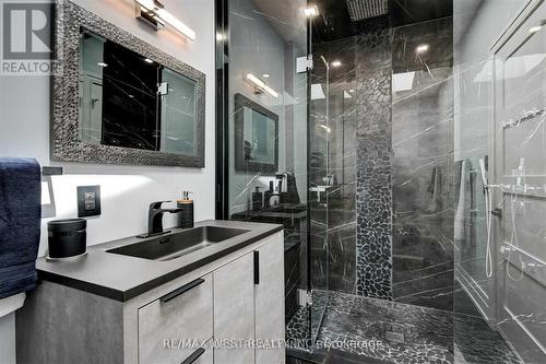 59 Cynthia Road, Toronto (Rockcliffe-Smythe), ON - Indoor Photo Showing Bathroom