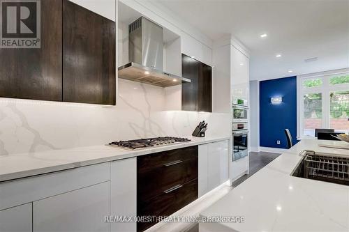 59 Cynthia Road, Toronto, ON - Indoor Photo Showing Kitchen With Upgraded Kitchen