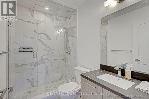 26 - 51 Winlock Park, Toronto, ON - Indoor Photo Showing Bathroom