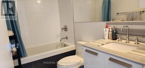 2505 - 42 Charles Street E, Toronto, ON - Indoor Photo Showing Bathroom