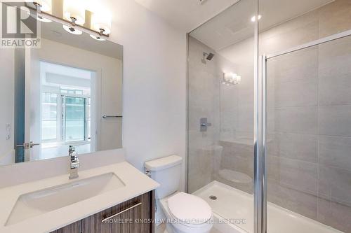 Th7 - 861 Sheppard Avenue, Toronto, ON - Indoor Photo Showing Bathroom