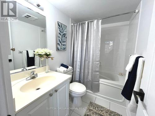 201 - 3 Rean Drive, Toronto, ON - Indoor Photo Showing Bathroom