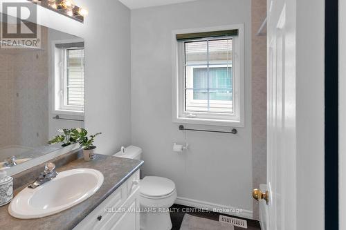 1264 Margate Drive, Oshawa, ON - Indoor Photo Showing Bathroom