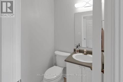 1264 Margate Drive, Oshawa, ON - Indoor Photo Showing Bathroom