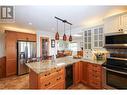 1917 93 Avenue, Dawson Creek, BC  - Indoor Photo Showing Kitchen 