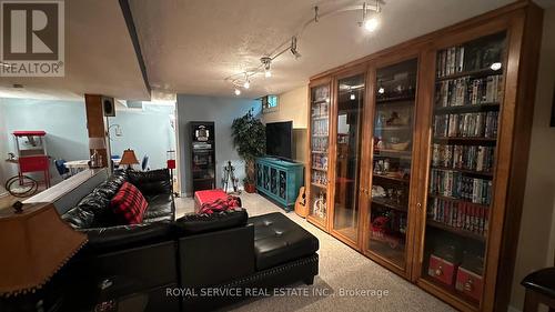 10 Boswell Drive, Clarington, ON - Indoor Photo Showing Other Room