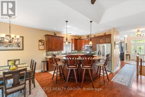 50 Gale Crescent, Belleville, ON - Indoor Photo Showing Dining Room