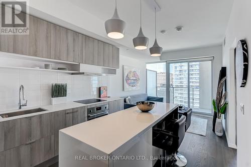 2808 - 5 Soudan Avenue, Toronto, ON - Indoor Photo Showing Kitchen With Upgraded Kitchen